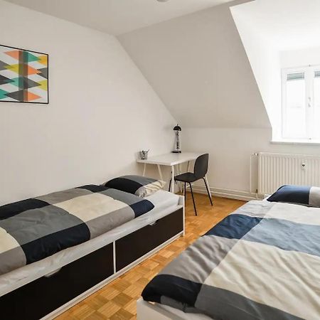 Strict City Apartments Любляна Екстериор снимка