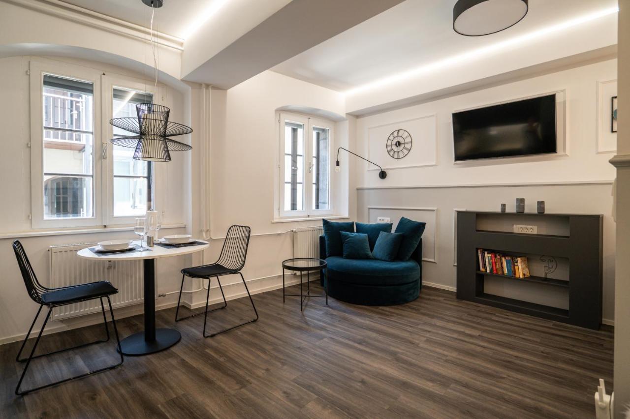 Strict City Apartments Любляна Екстериор снимка