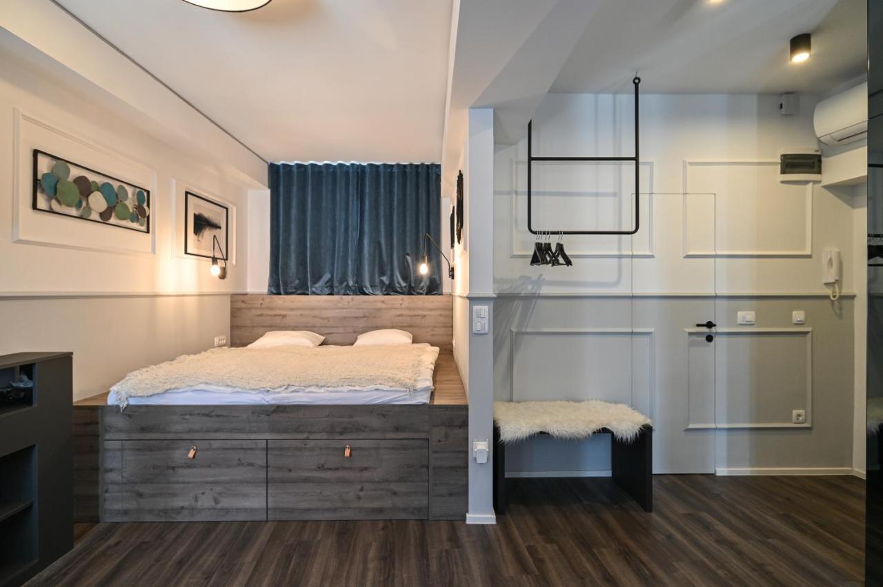 Strict City Apartments Любляна Екстериор снимка